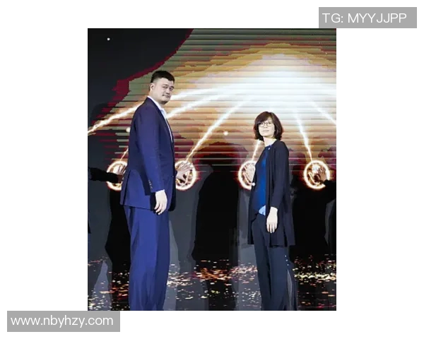 姚明腿弯曲的秘密揭晓对篮球运动员的影响与启示 姚明腿弯曲的秘密揭晓对篮球运动员的影响与启示